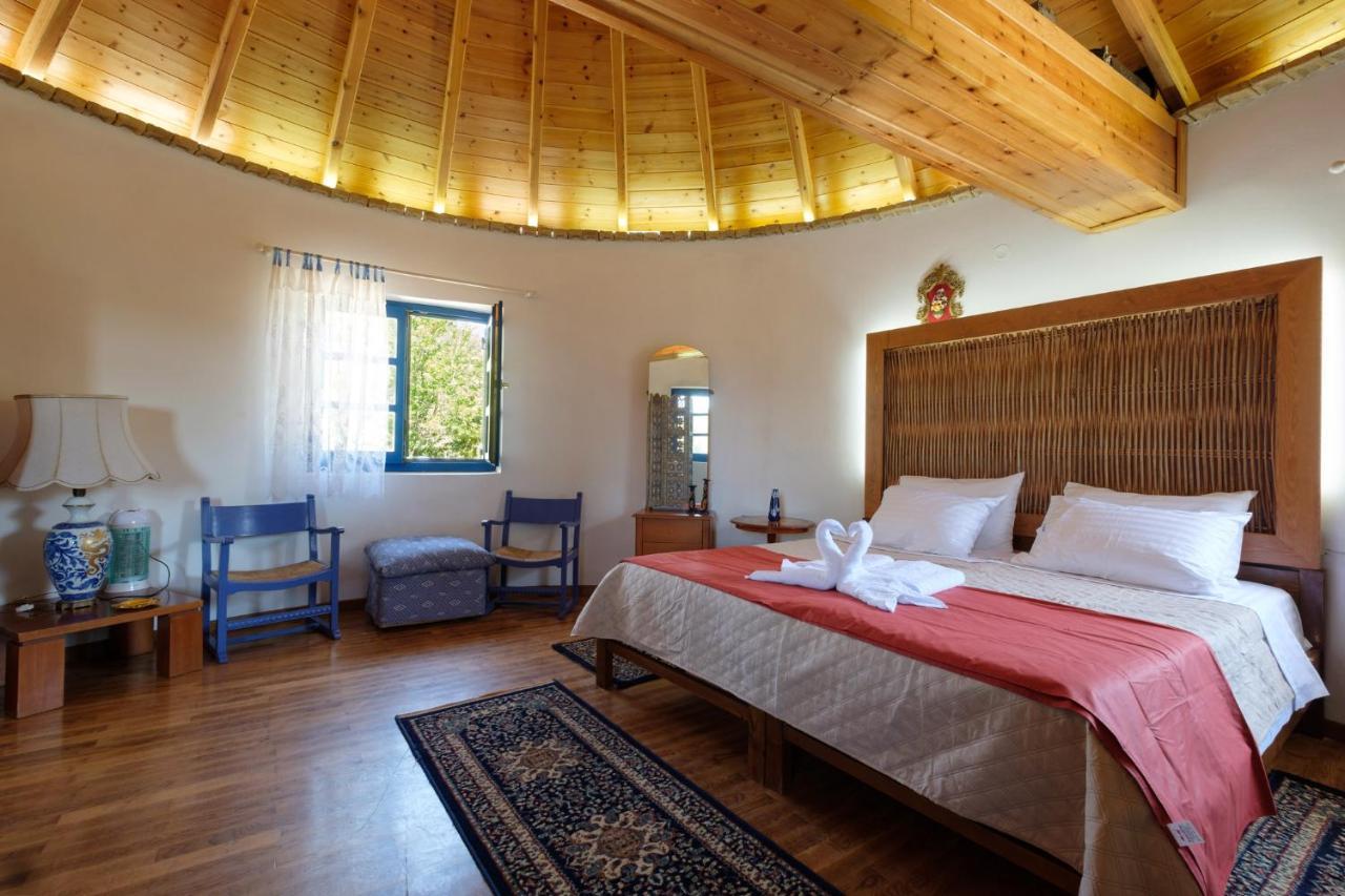 Villa Spyridoula Studios On The Beach ซีดารี ภายนอก รูปภาพ