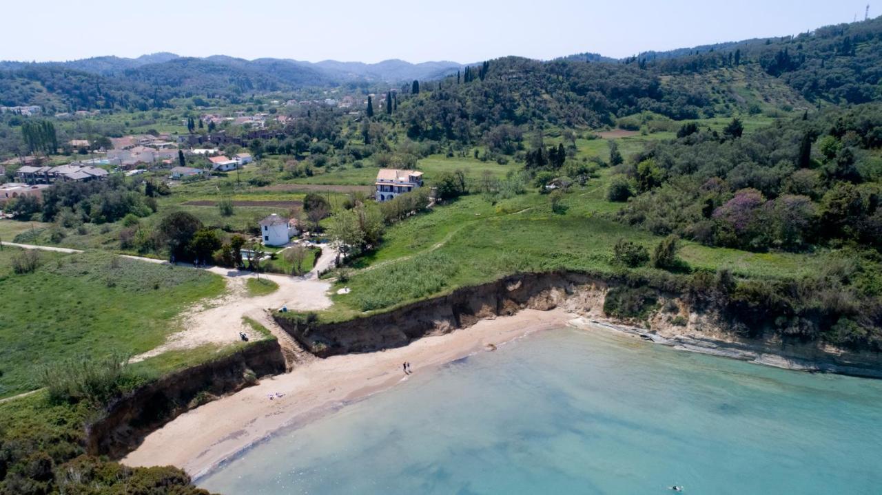 Villa Spyridoula Studios On The Beach ซีดารี ภายนอก รูปภาพ