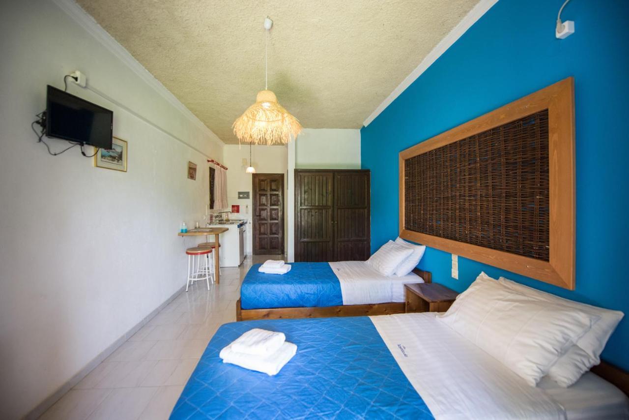 Villa Spyridoula Studios On The Beach ซีดารี ภายนอก รูปภาพ