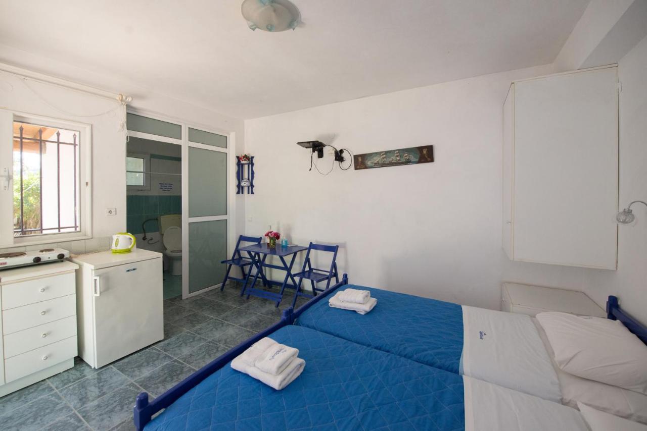 Villa Spyridoula Studios On The Beach ซีดารี ภายนอก รูปภาพ