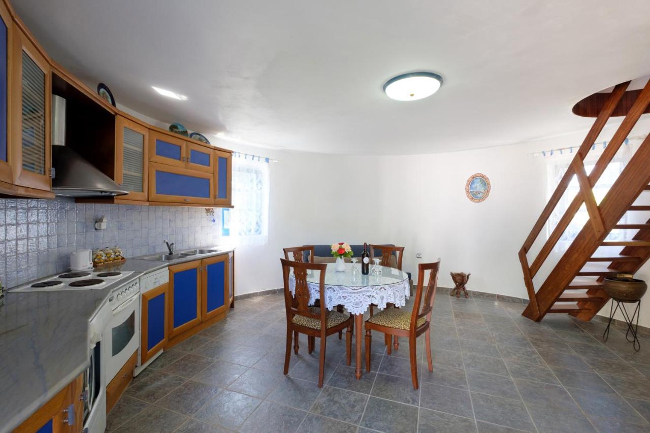 Villa Spyridoula Studios On The Beach ซีดารี ภายนอก รูปภาพ