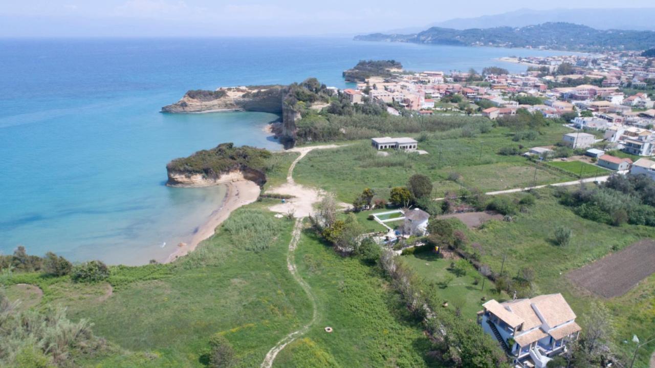 Villa Spyridoula Studios On The Beach ซีดารี ภายนอก รูปภาพ